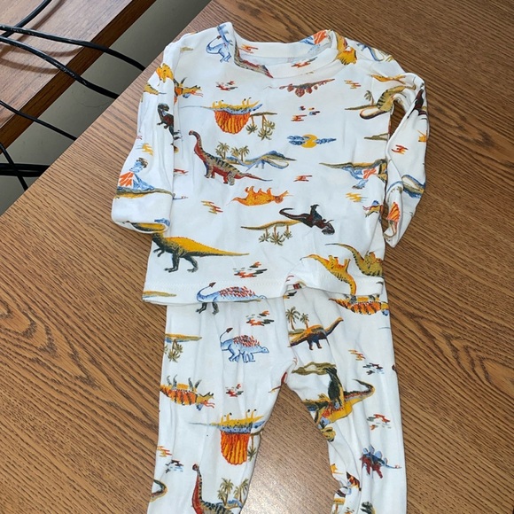 GAP Factory Other - Baby Gap dinosaur pajamas size 6-12 months